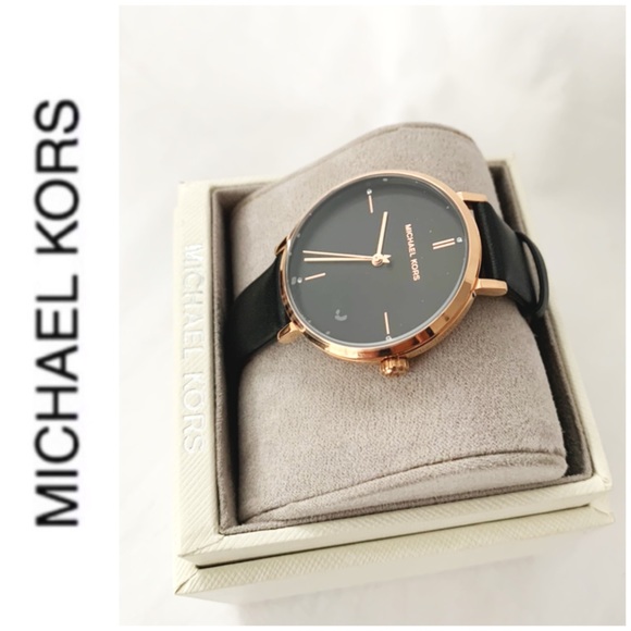 NWT authentic MK rosegold leather strap watch - Picture 2 of 4
